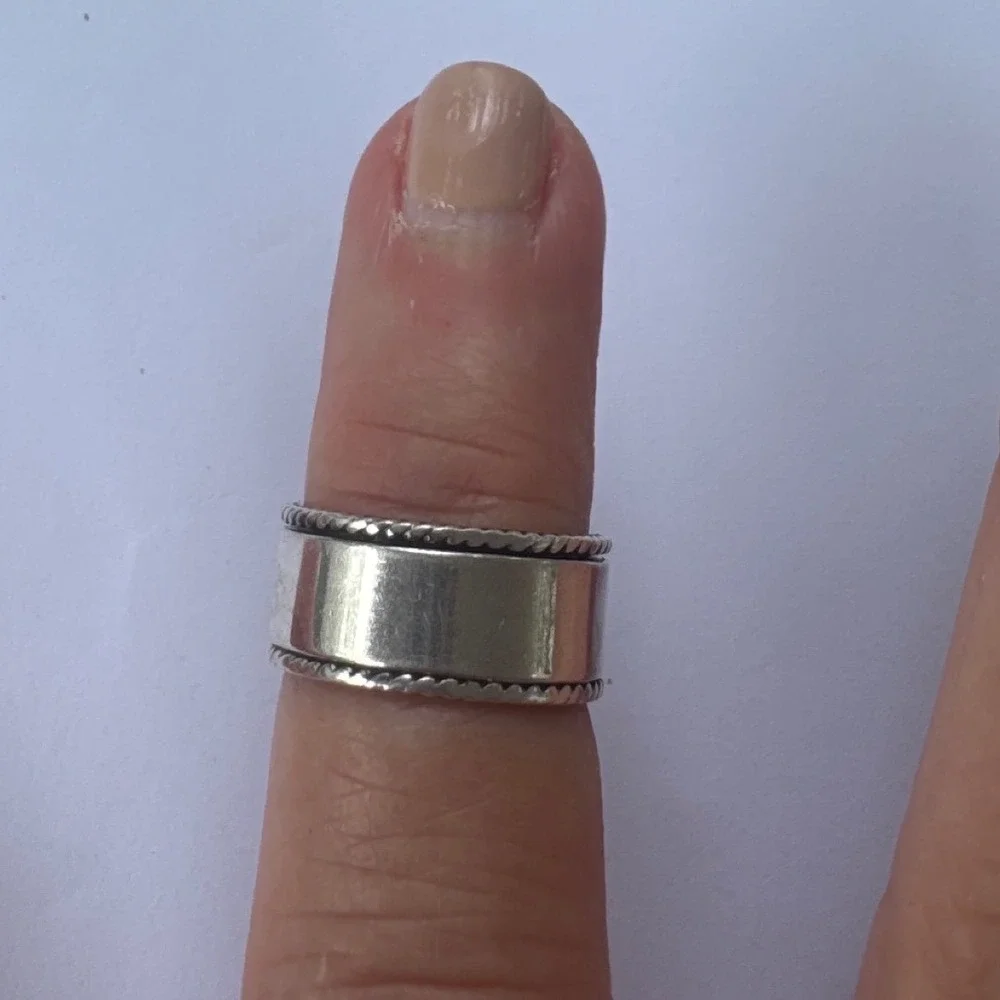 Spinner Ring Size 5 Silver 925 Sterling Rope Edge